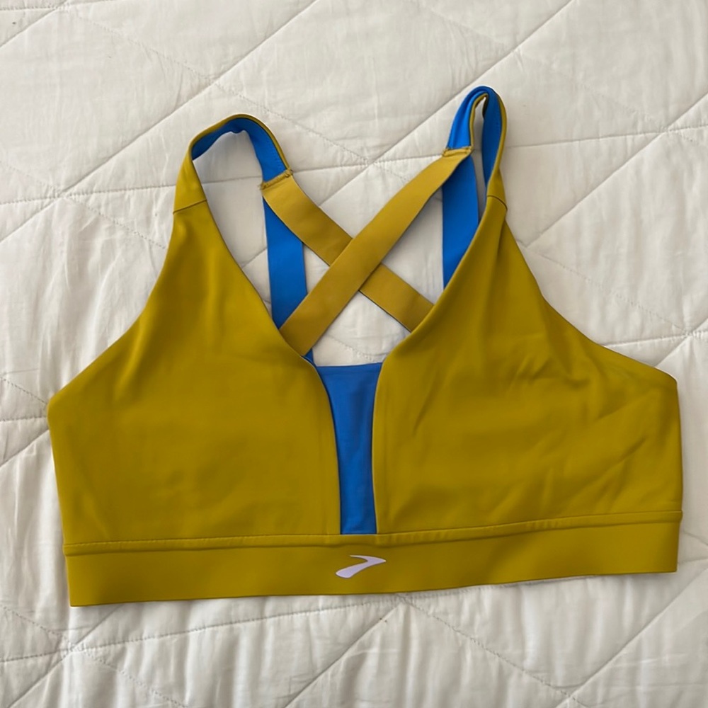 Brooks Drive Plunge Bra Cross-Back Sports Bra, Large